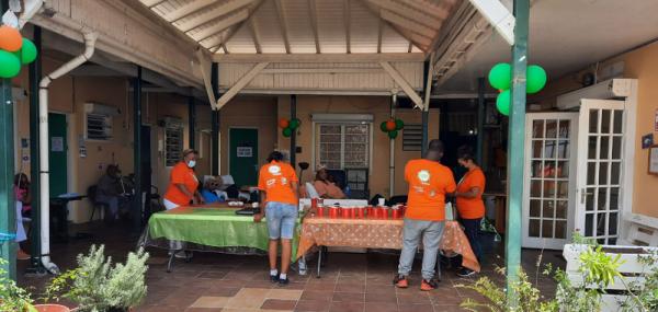 Painting Smiles at the Auxiliary Home